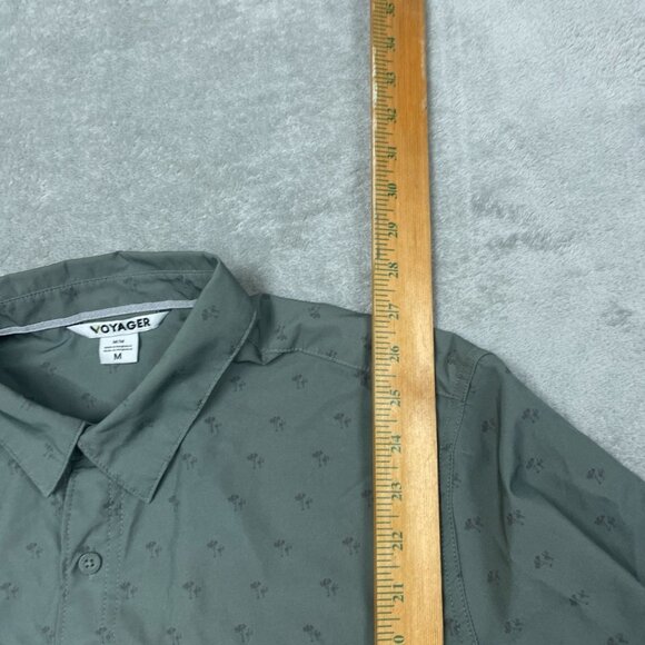 Voyager Mens M Green Printed Button-Up Shirt Short Sleeve a0437 - Picture 3 of 7